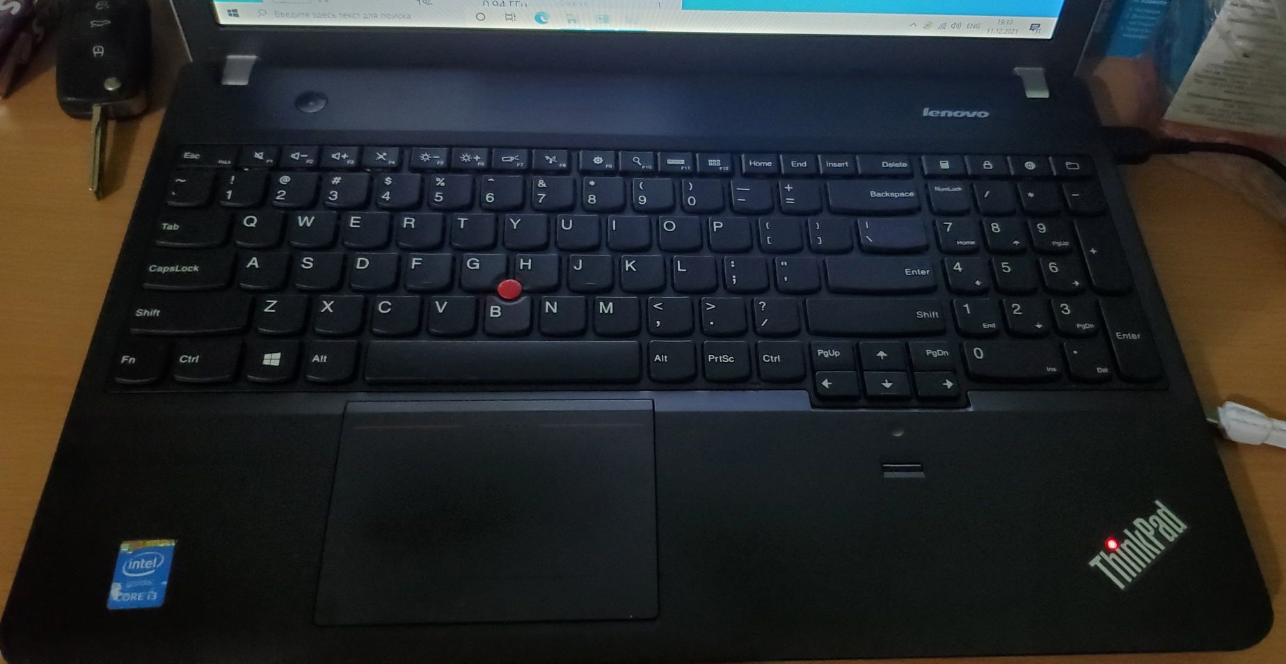 Lenovo ThinkPad edge E540 i3 4000M 2.3 ггц/RAM 8 ГБ/SSD 128 ГБ/ 15.6