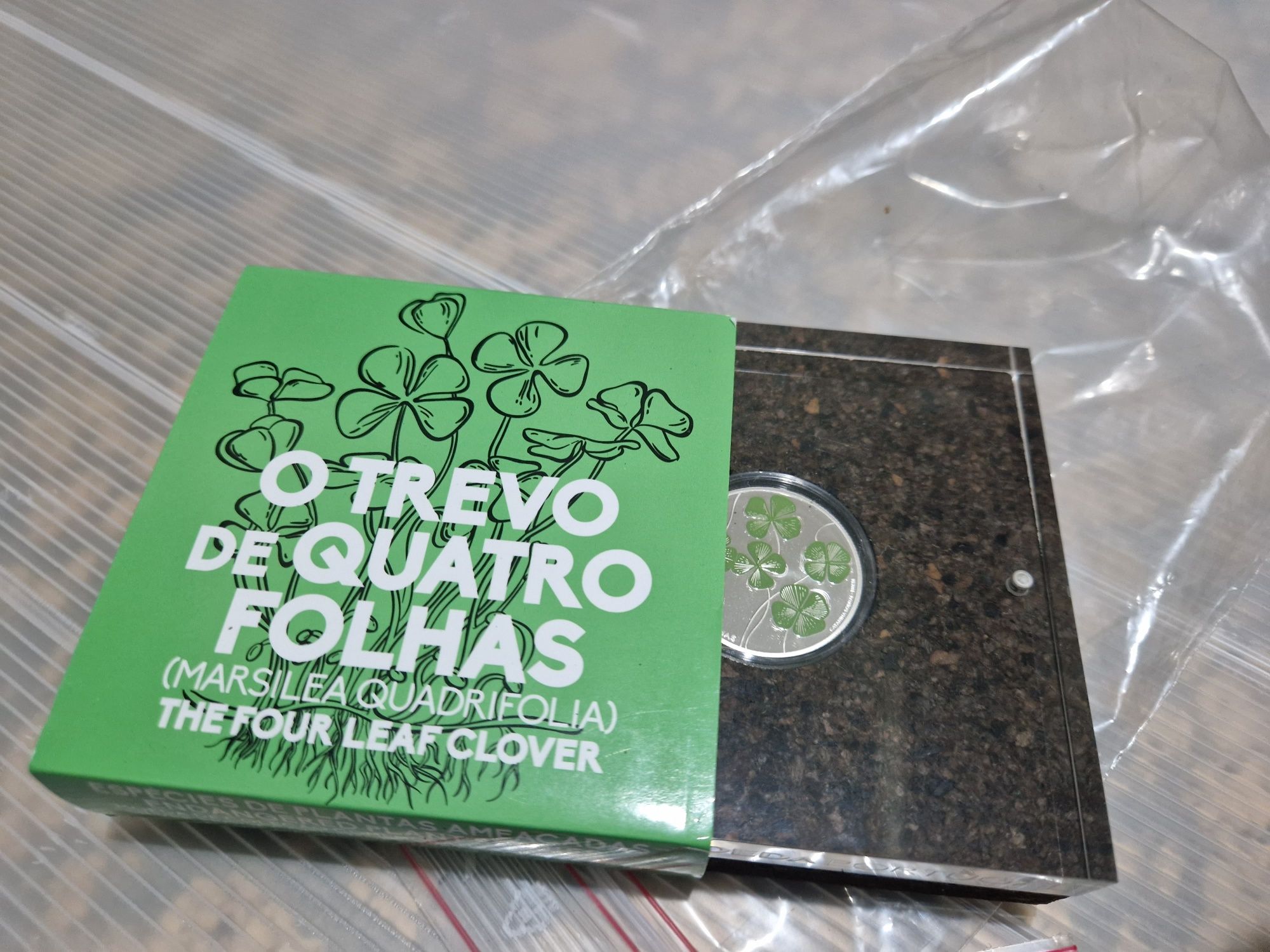 Moedas em proof Trevo de quatro folhas