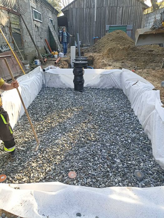 koparka przyłącza wodne przewierty przebicia przeciski kretem