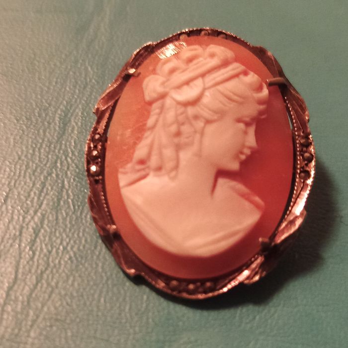 Дуже стара брош- підвіска зі срібла