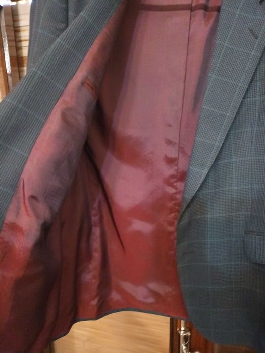 Blazer de homem azul acinzentado