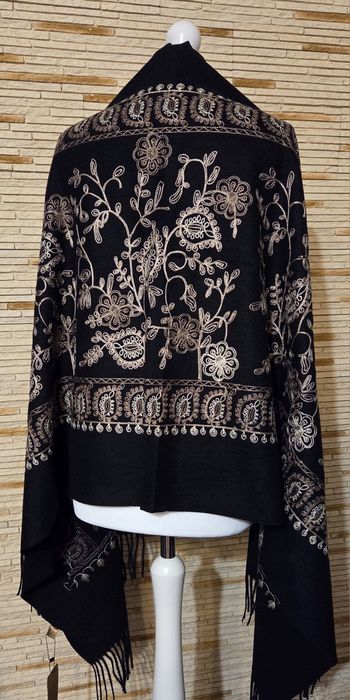 Piękny szal boho haft 50%kaszmir 50% wełna duży rozmiar 200x70 czarny