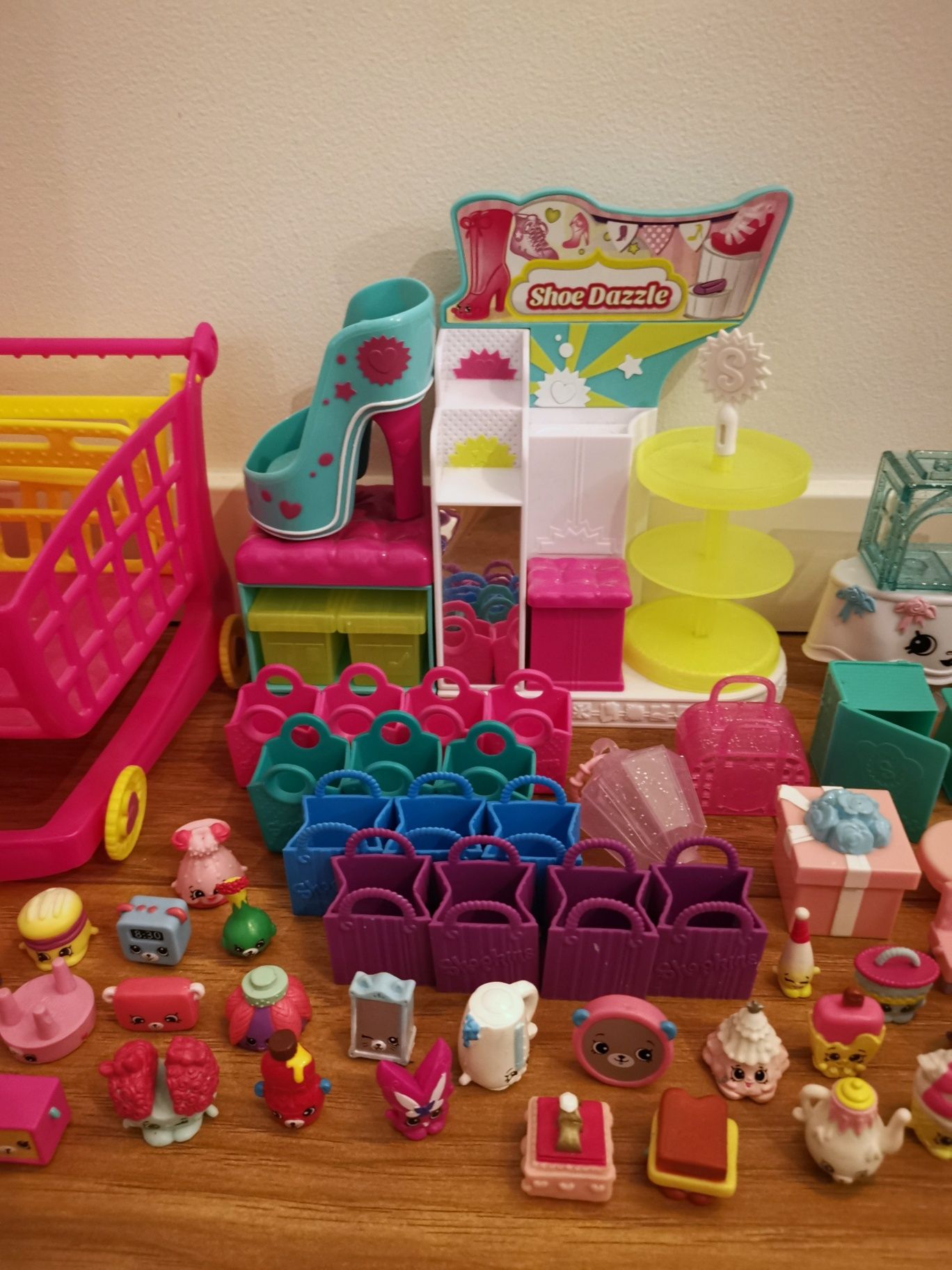 Mega zestaw Shopkins 55 szt. sklep/butik