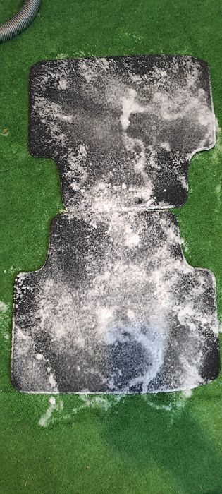 polimento  automóveis  e faróis.  limpeza interior  estofos têxtil e p