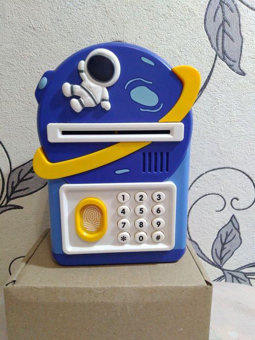 Сейф скарбничка копілка дитячий