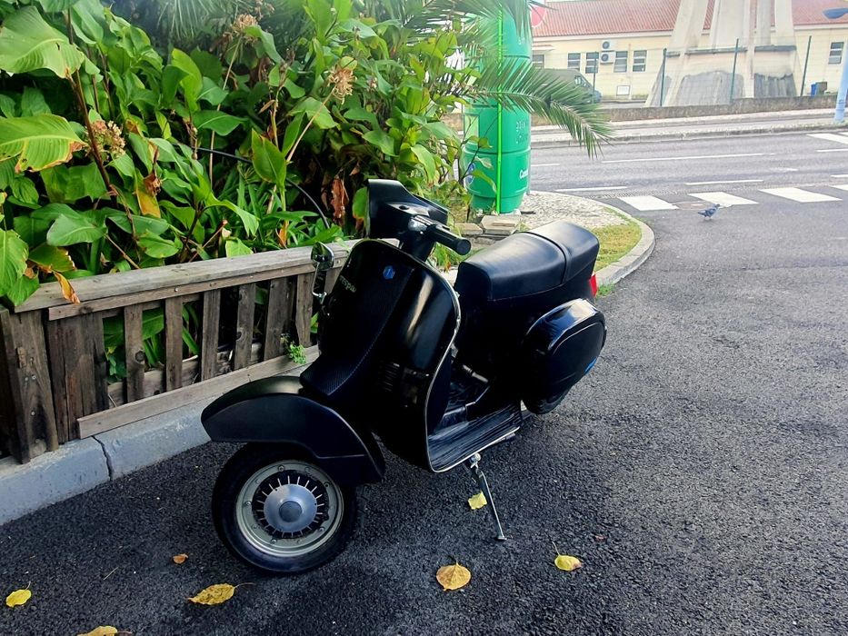 Motorizada  vespa