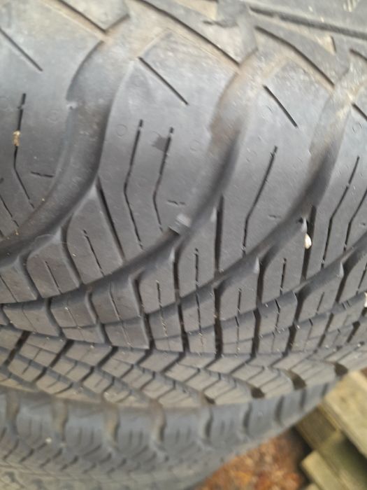Oryg. Koła alu 195/65/15 4x108 et37 audi 80 opony zima dekielki
