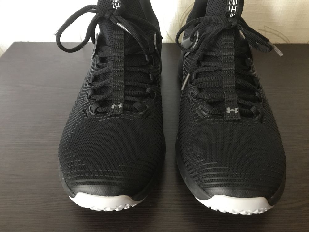 Кроссовки Under Armour Hovr Rise 2-Black размер - 42,5 - 27 см