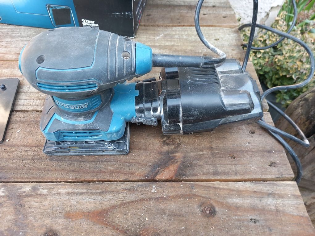 Szlifierka oscylacyjna Erbauer EQSS240 240W