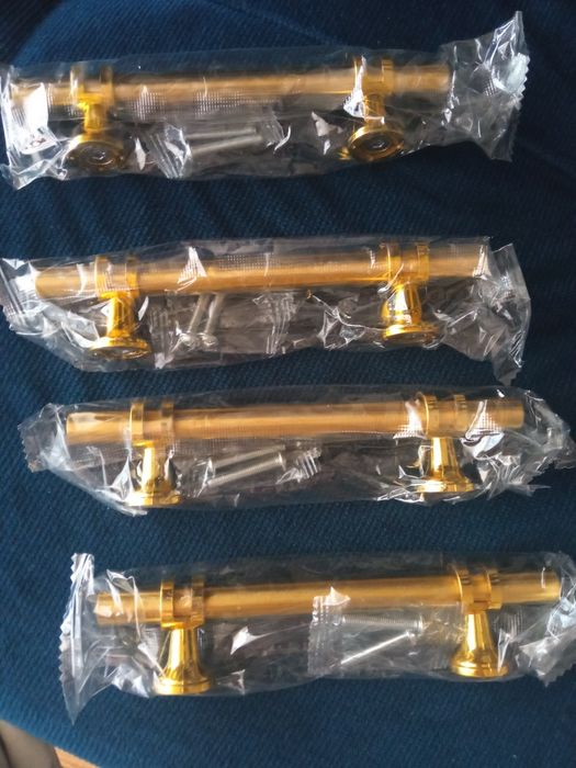 4szt uchwyty do szafek