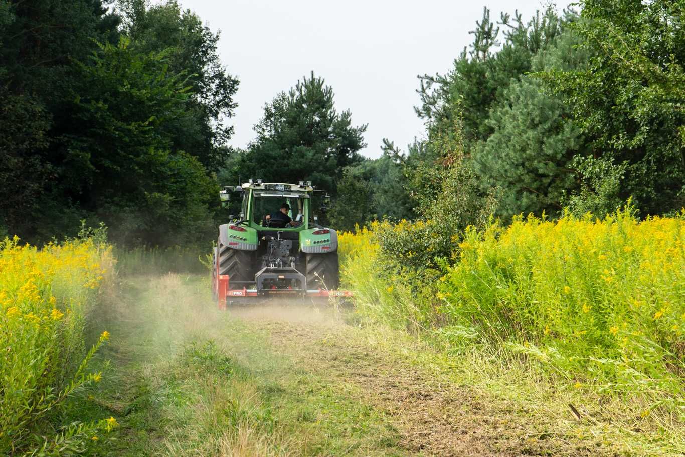 CIĘŻKA KOSIARKA BIJAKOWA F2-275 PRO z przesuwam hydraulicznym