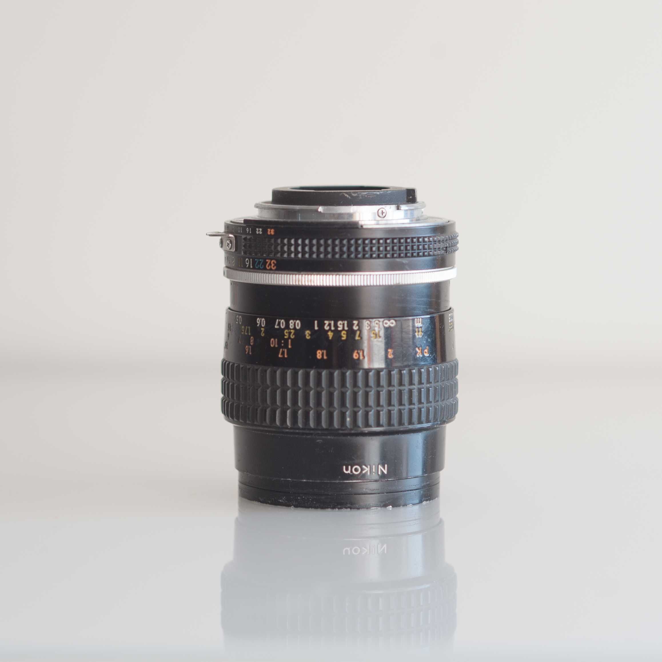 Nikon AI-S 55mm F2.8 micro-nikkor Macro Lens, Full frame lens