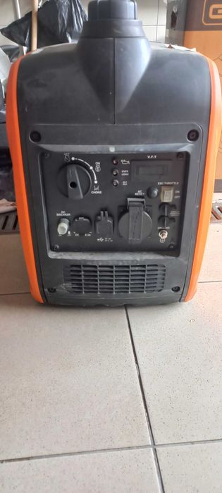 Інверторний генератор GTM R2500 IS 8 годин напрацювання як новий