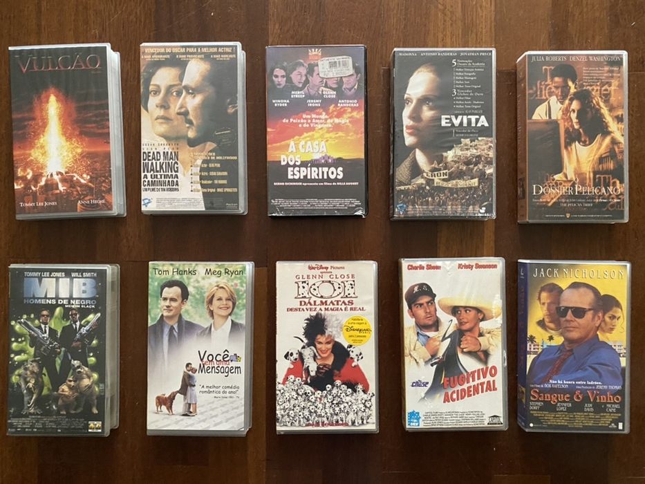 80 Filmes em cassetes VHS - Titanic, ET, Braveheart, Speed, Seven, etc