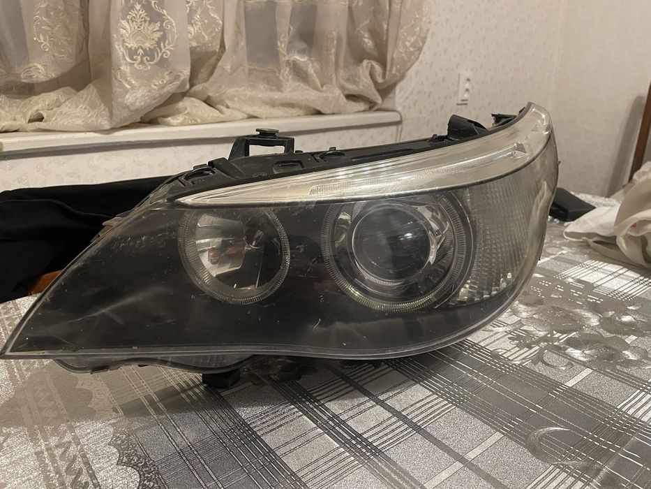 Ліва Фара на BMW E60 Дорест