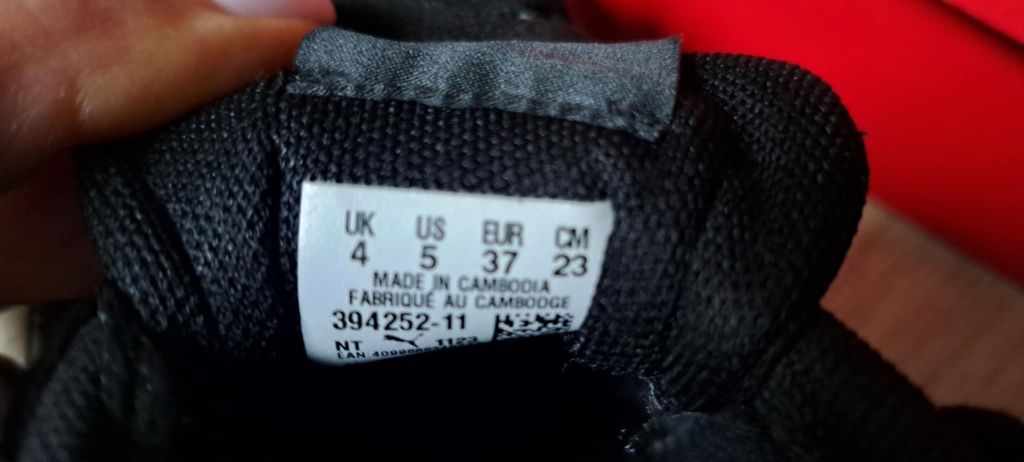 Sneakersy PUMA Rickie Classic JR roz.37