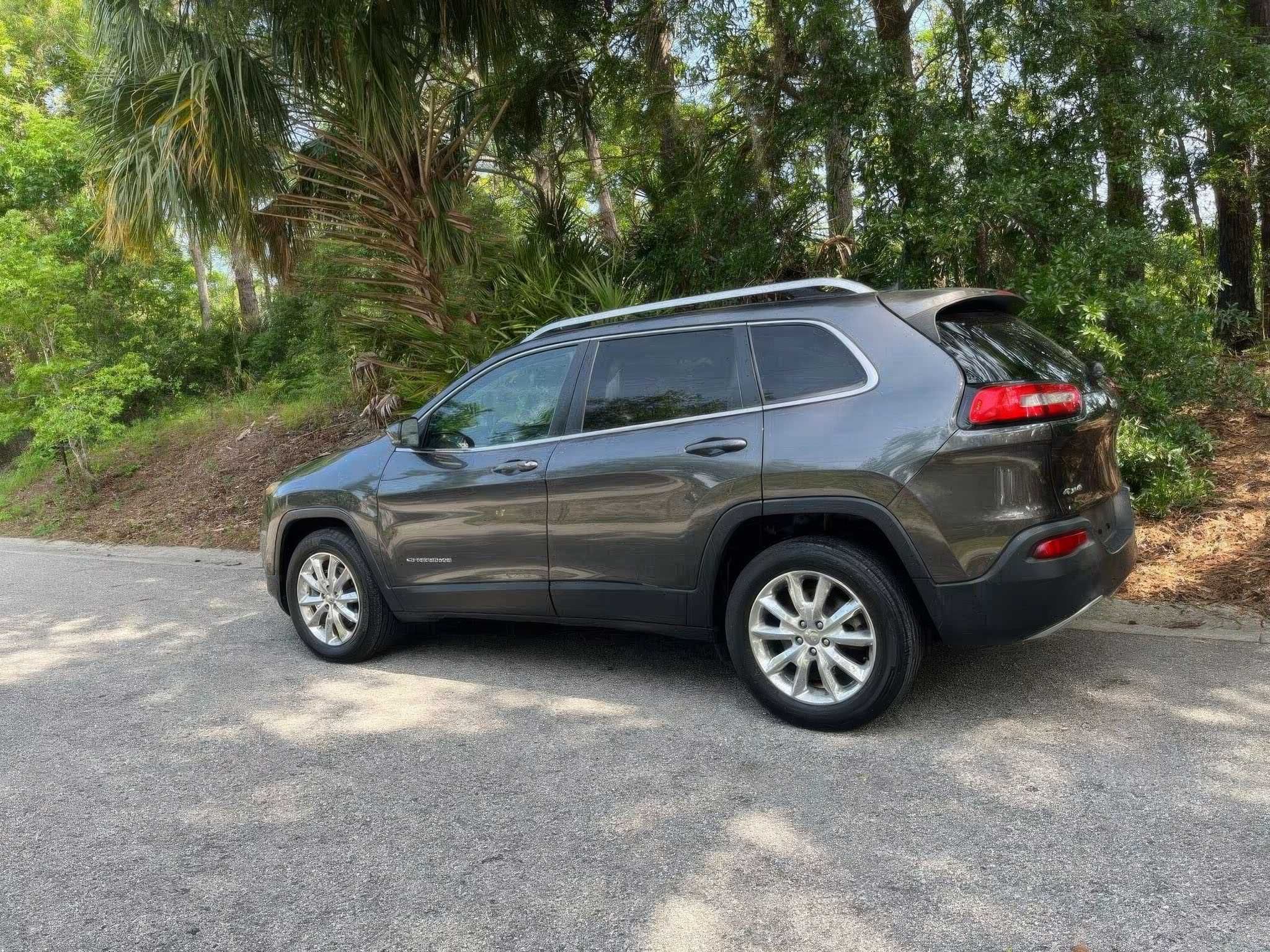 2016 Jeep Cherokee