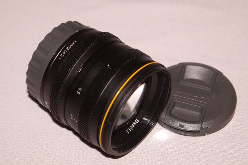 Kamlan 50mm f/1.1 для Canon EF-M