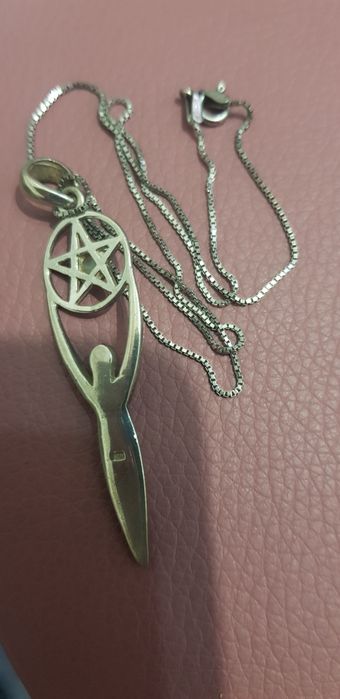 fio e medalha em prata