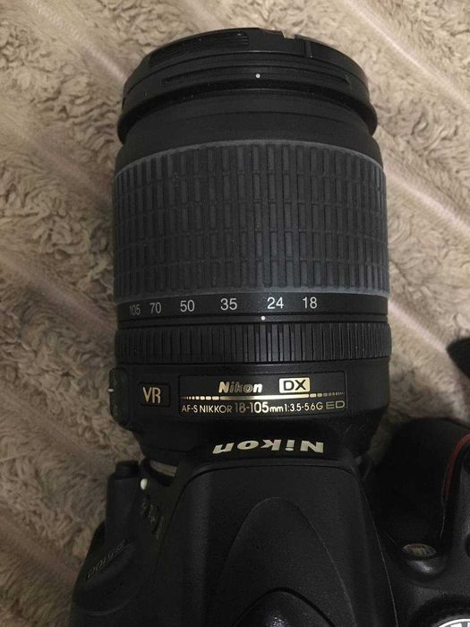 Nikon D5100 + об'єктив 18-105mm