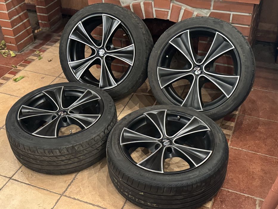 Литые диски R18 5x114.3 с резиной 225/45 R18 Тойота Мазда Киа Хюндай