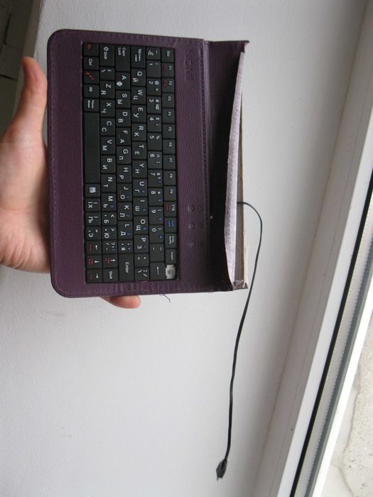 Чехол с клавиатурой на планшет Nomi, Lenovo