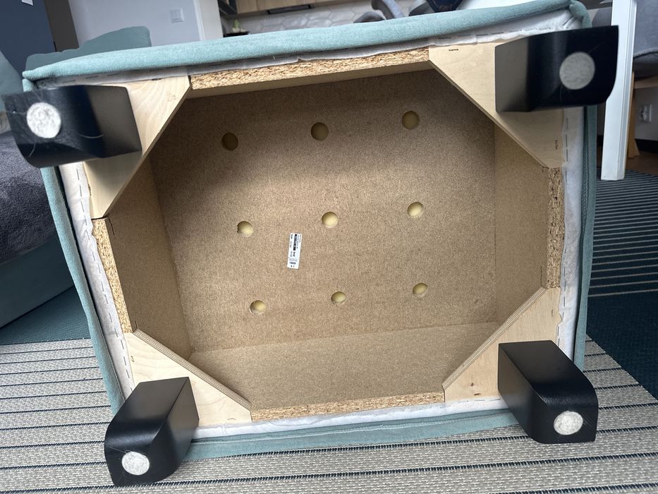 Podnozek Gronlid ikea jasnozielony na nozkach