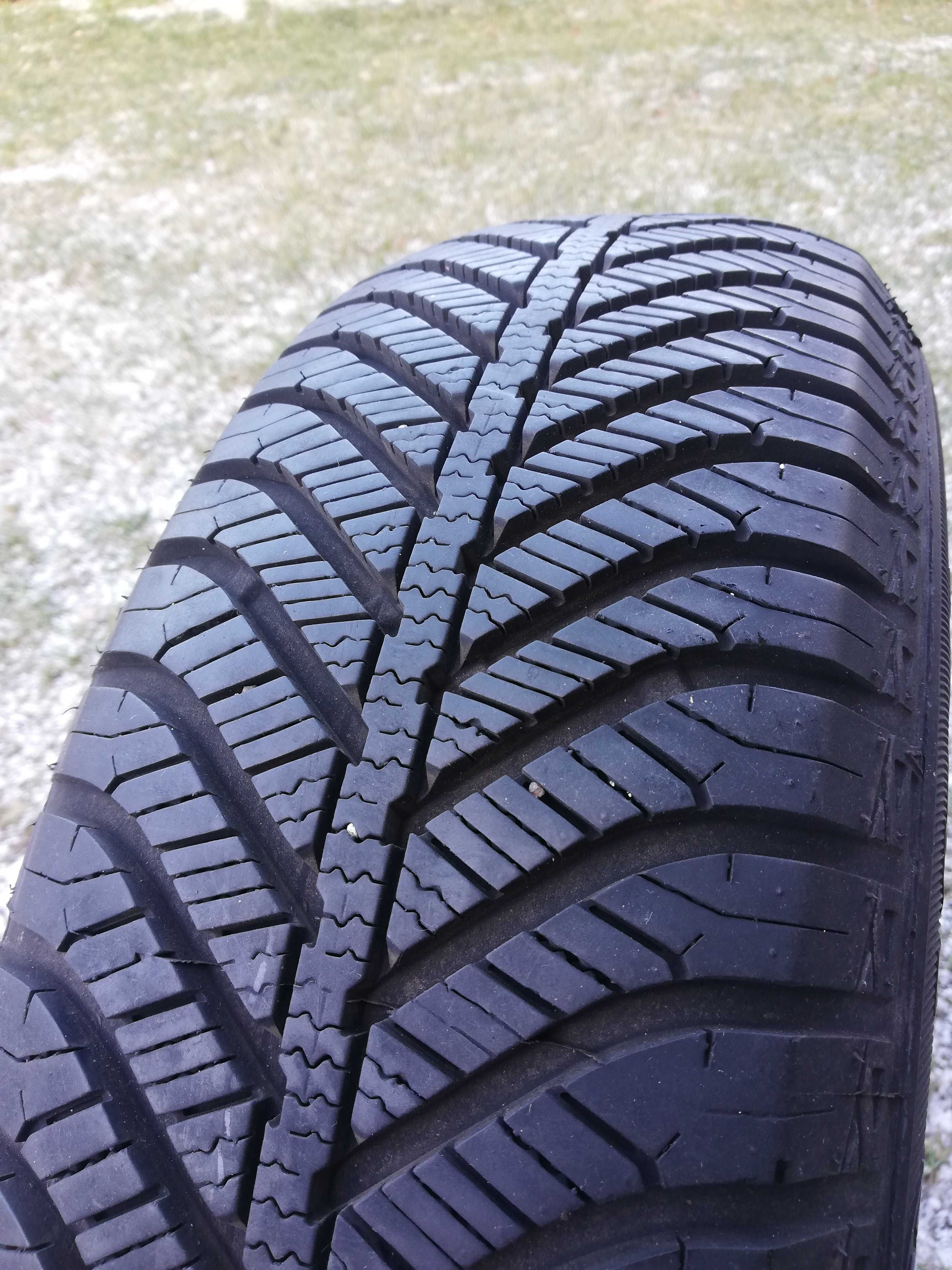 1 opona całoroczna Goodyear Vector 4seasons 175/65R13 80T,  8,5mm.