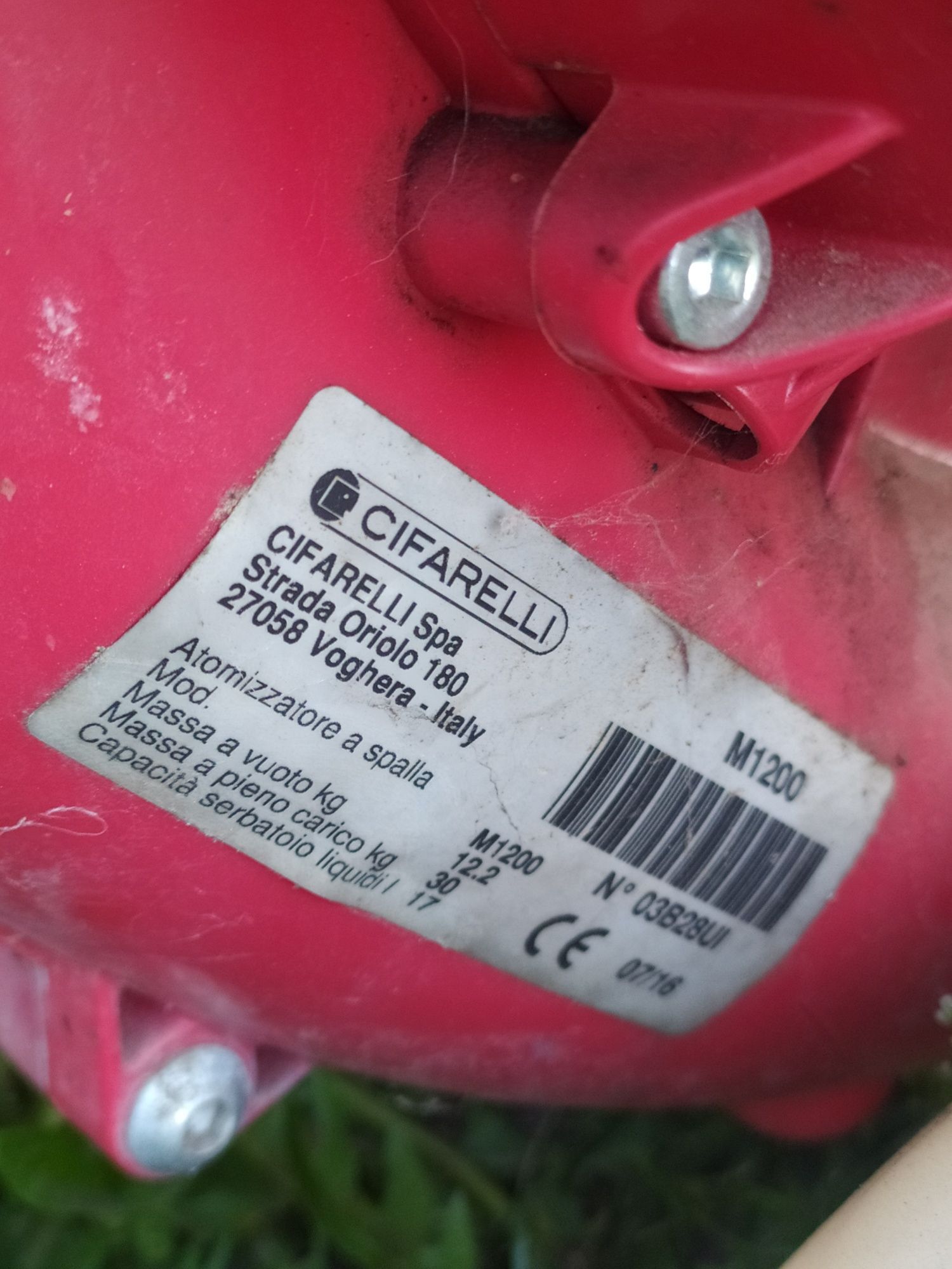 Włoski opryskiwacz spalinowy Cifarelli M1200