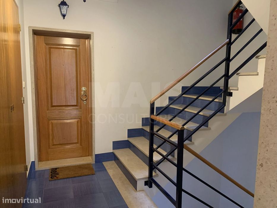 Apartamento T2 em Vale de Santarém