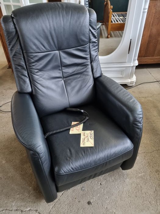 Okazja. Fotel elektryczny geriatryczny na pilota skóra