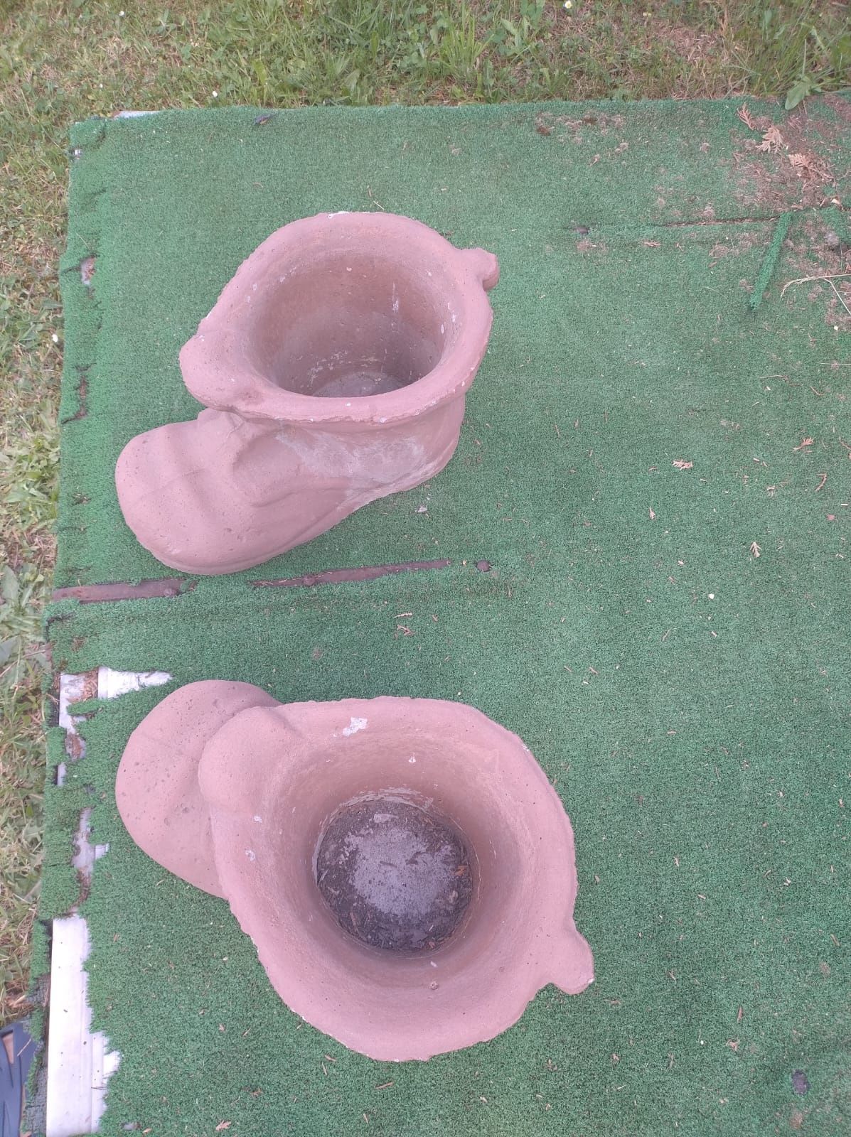 Buty ogrodowe, ozdobą do kwiatków, doniczka do kwiatów