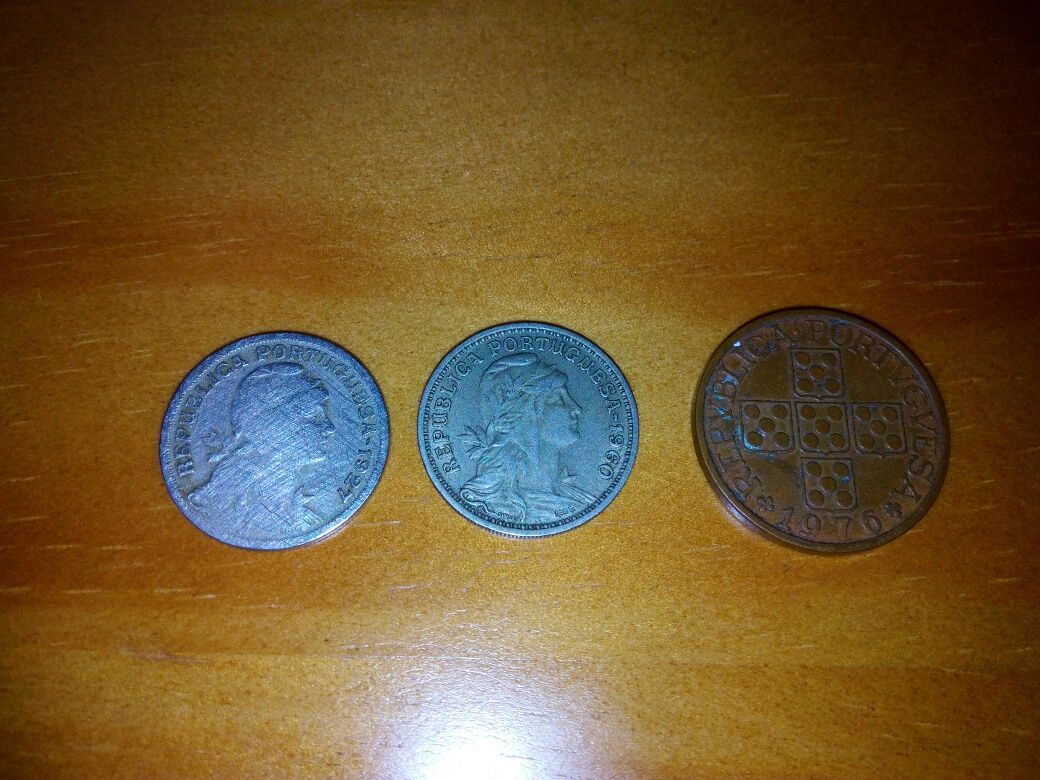 2 moedas de 50 centavos de 1927 e de 1960