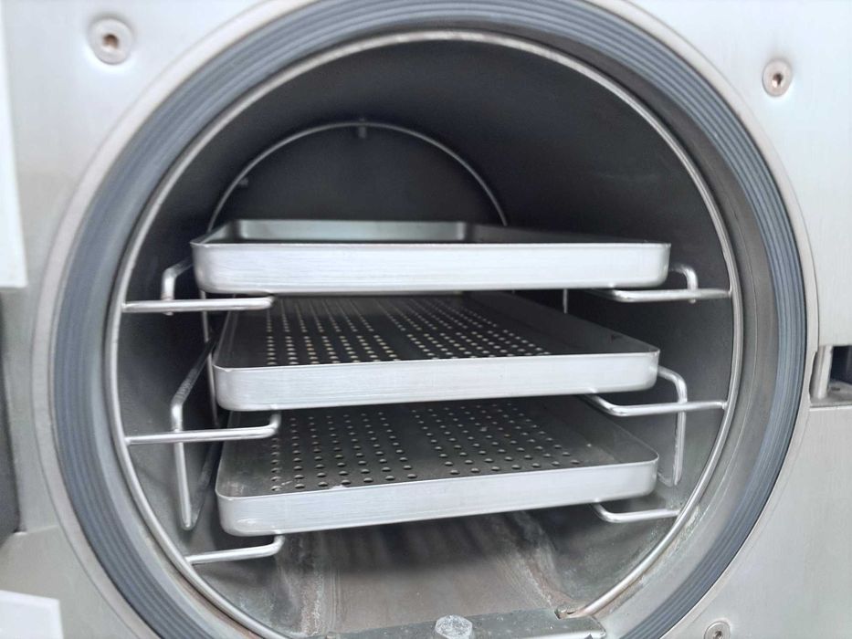 Unit stomatologiczny EKODENT-X + autoklaw MOCOM prima