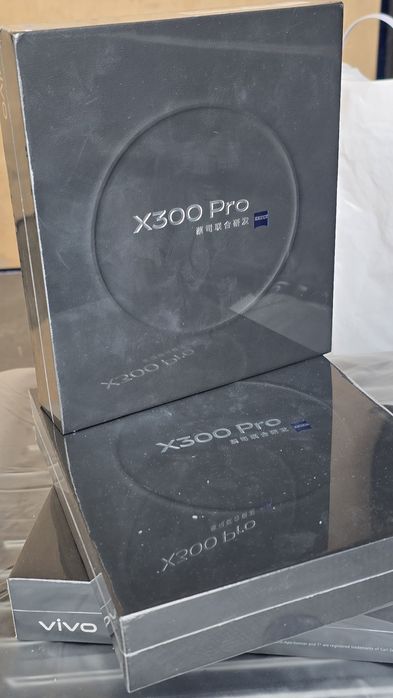 VIVO X300 PRO 12/256 Gb (всі кольори)