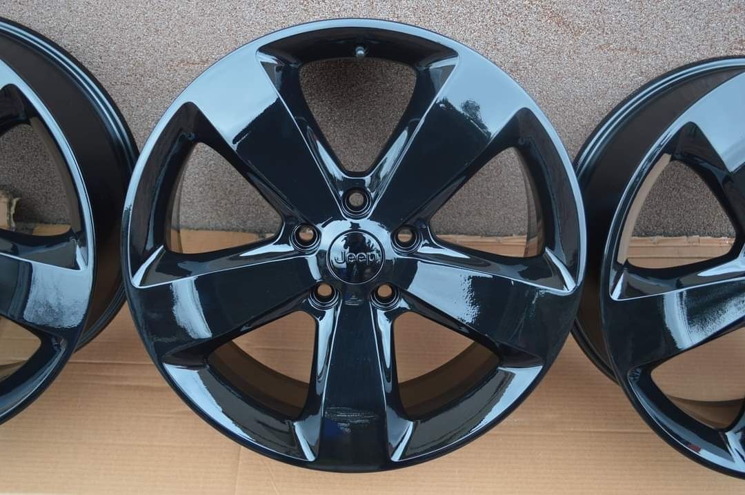 Czarne Felgi MOPAR 5x127 20" 8J Jeep Grand Cherokee WK2 Dodge Durango