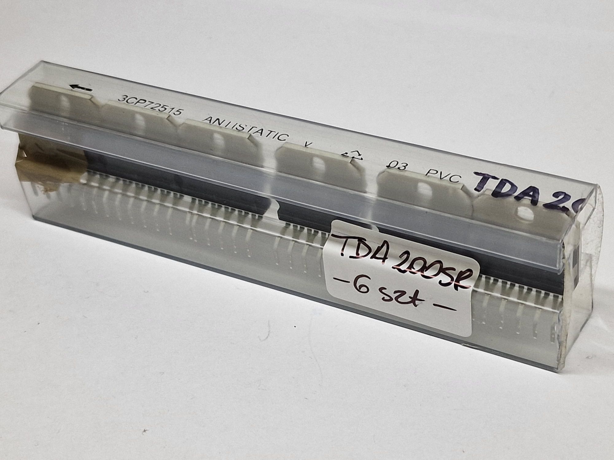 #82   Układ scalony TDA200SR
