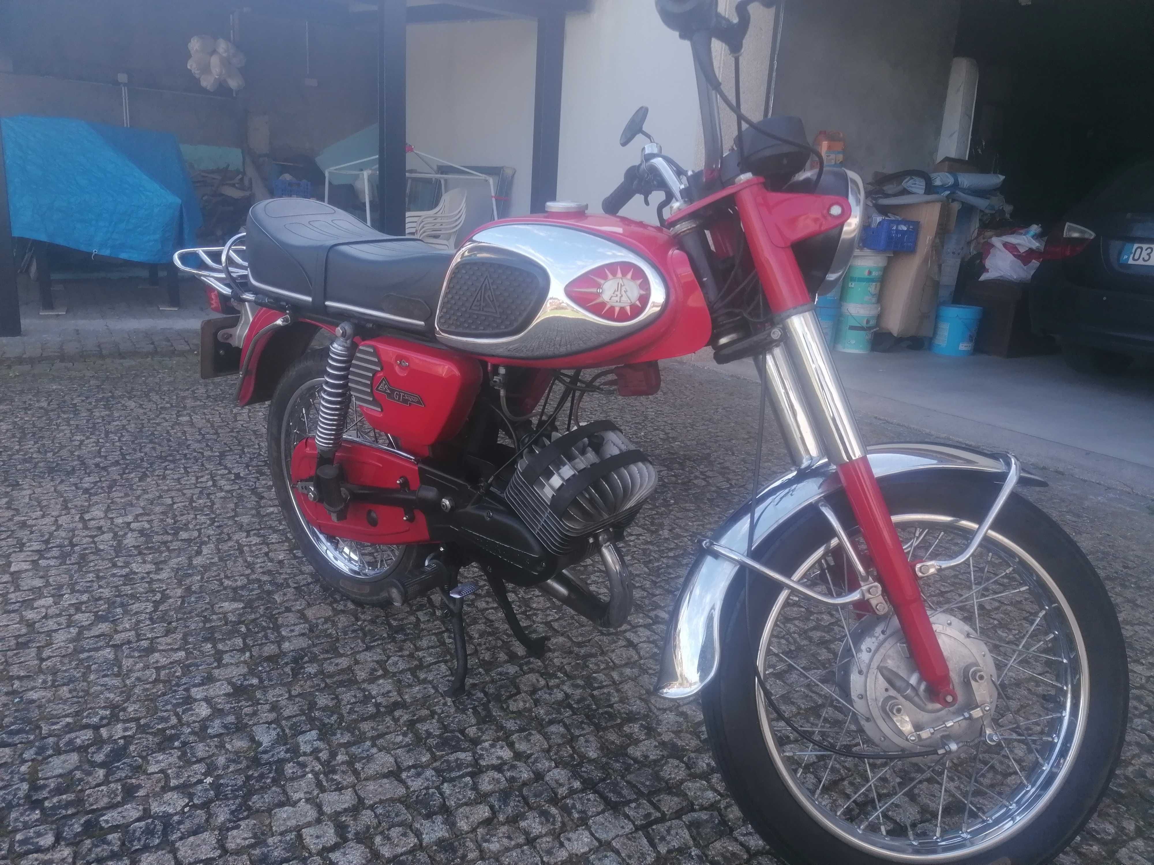 Vendo EFS GtSuper com motor V5 Restaurada