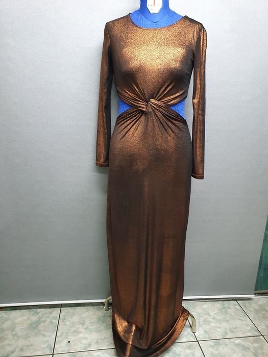 Suknia mieniącą  cudna 10