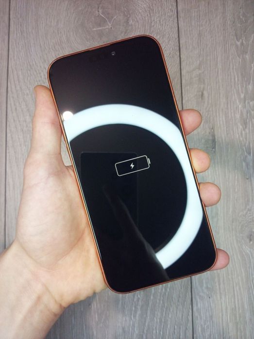 Продаю iPhone 17 Pro Max