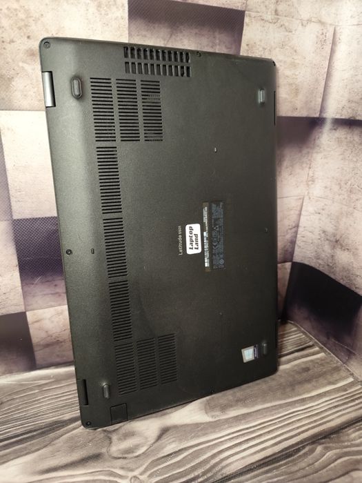 .Dell 5501 15.6 FHD IPS I5 9400H 16 ram 512 NVme Excellent Bat ноутбук