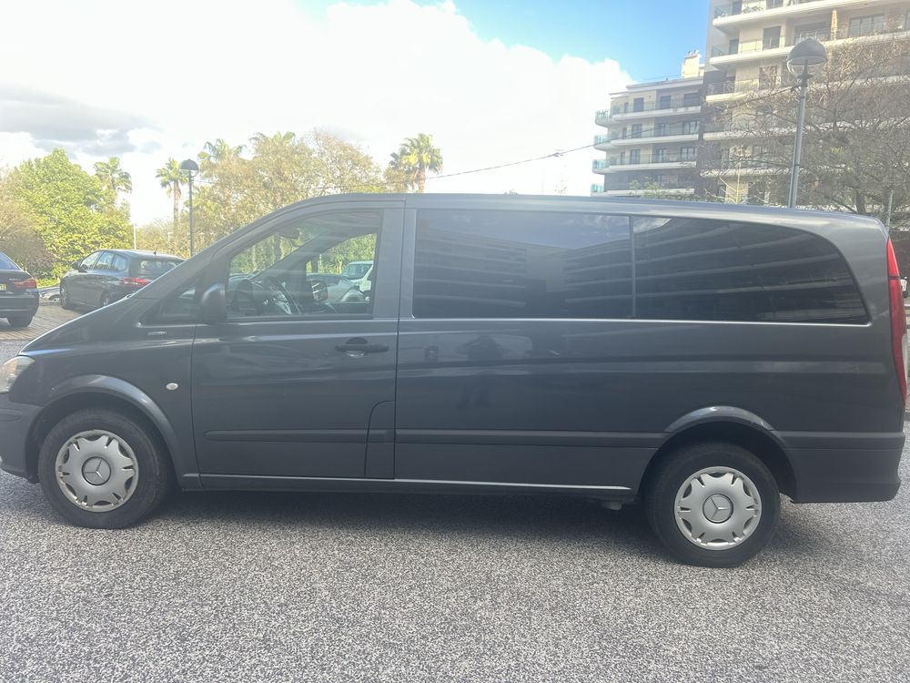 Mercedes vito 116 ano 2010 de 8 lugares