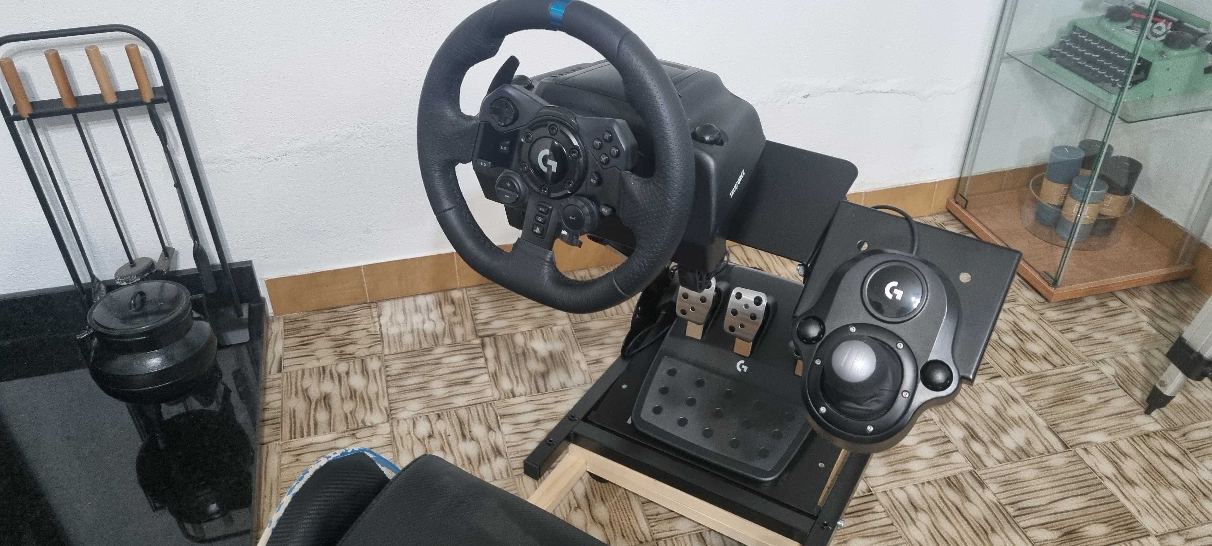Cockpit completo com Logitech G923 Playstation/PC e Shifter