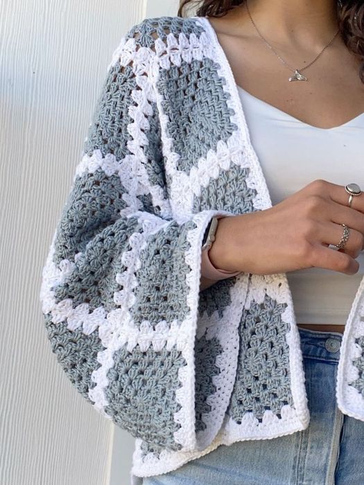 Шукаю в'язані речі для переробки