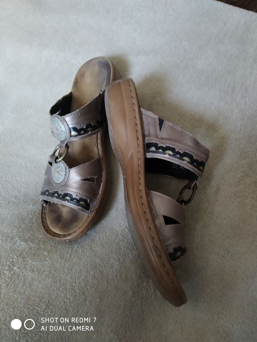 Шлепки,вьетнамки женские 39 размер.