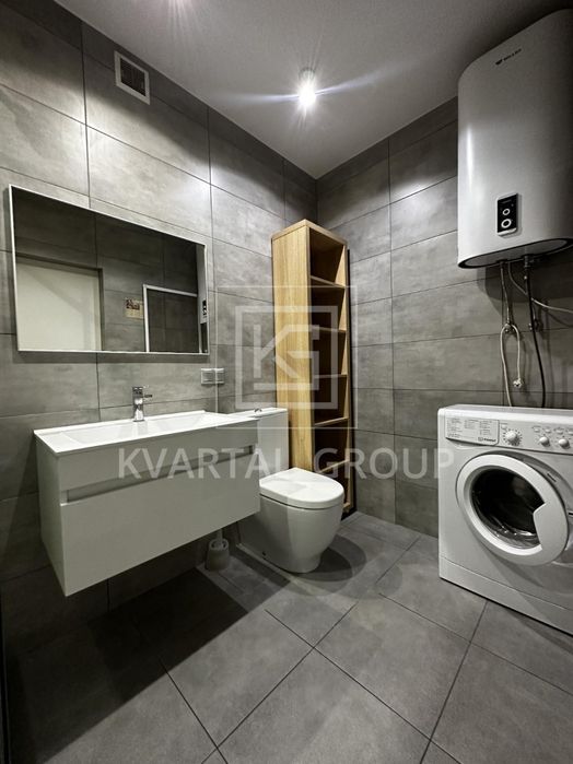 центр Бучі 1К за готівку 40м2 і 1 400 $ за м² перепланована,