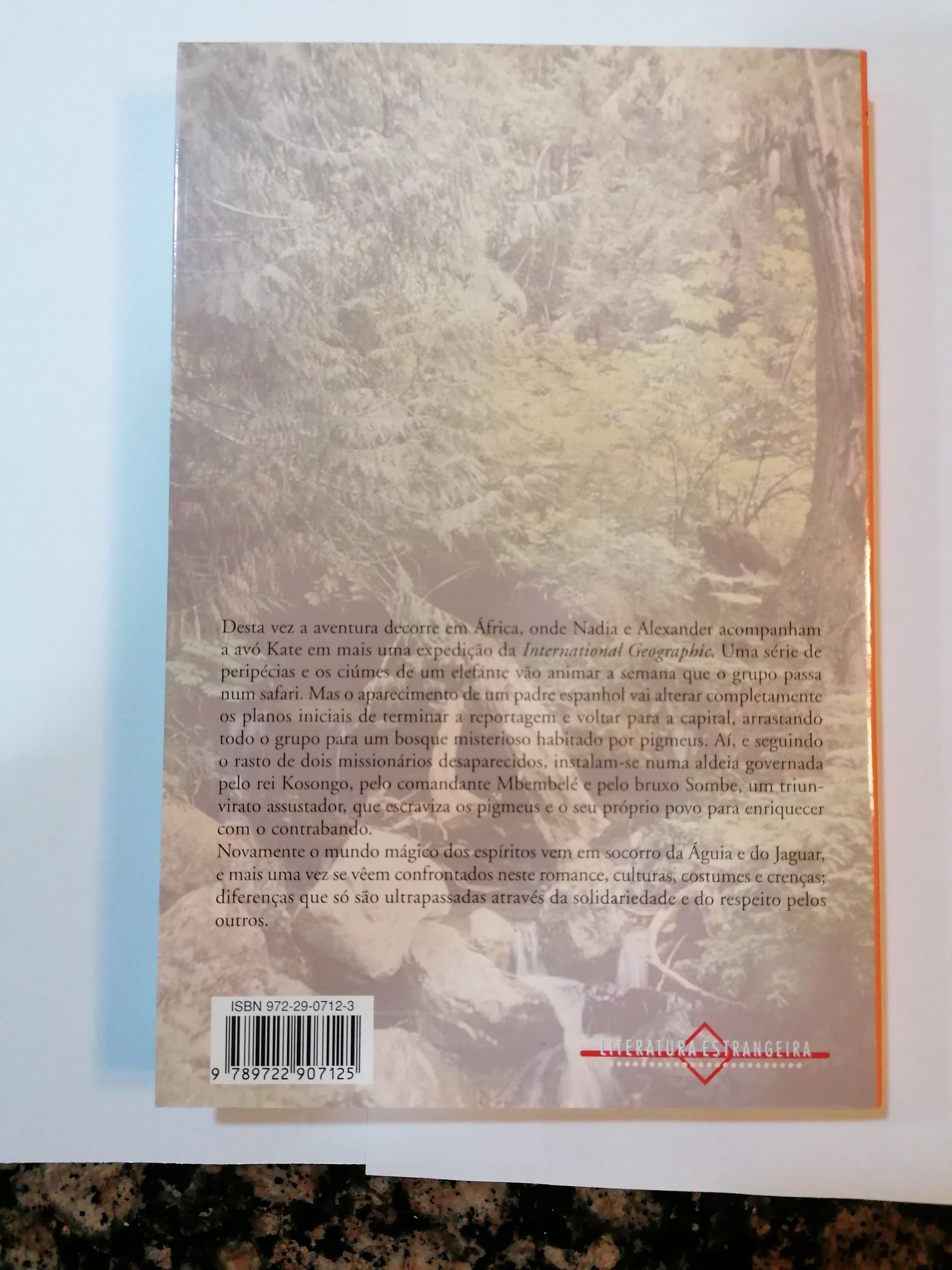 Livro - O bosque dos pigmeus