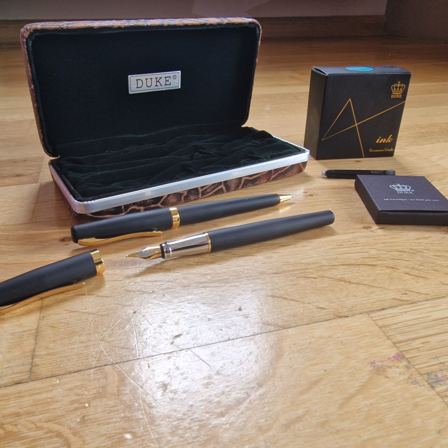 Zestaw Duke: pióro wieczne,długopis,atrament,naboje
