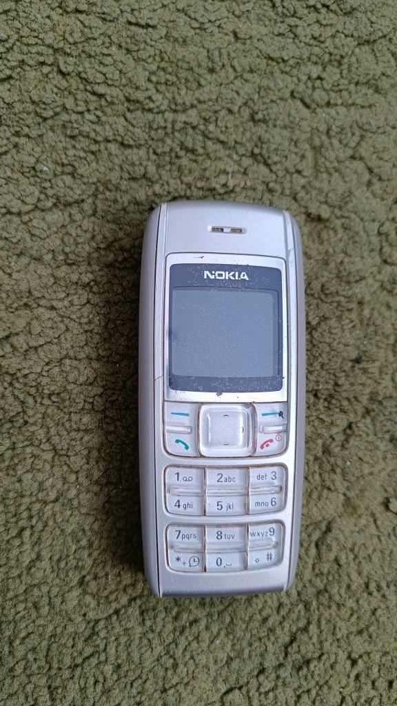 Nokia 1600 + ładowarka