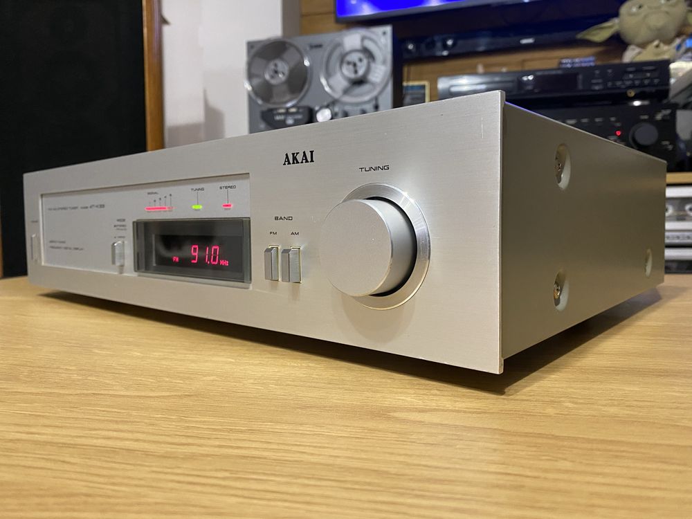 Tuner radiowy Akai AT-K33